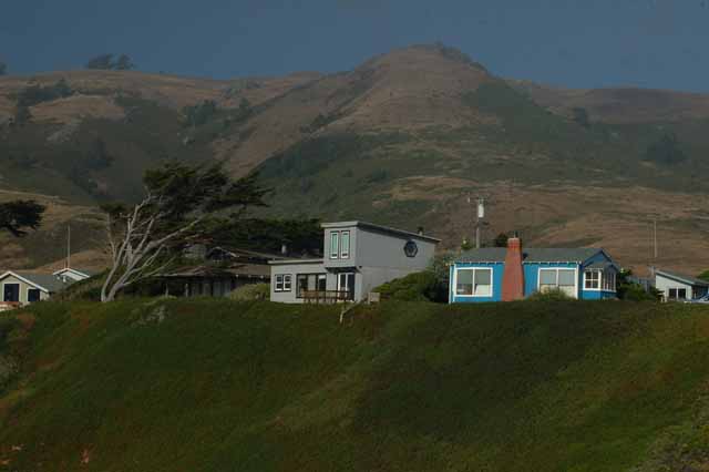 houses along the highway one